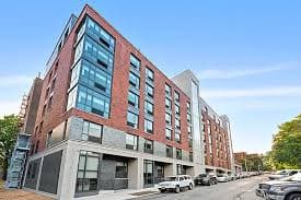 2 Bedrooms apartment in Queens