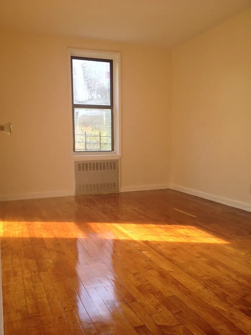 2BR apartment in Parkchester