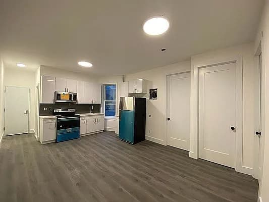 3BR apartment in East New York