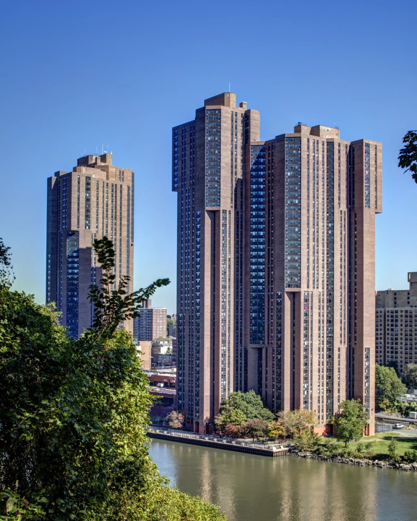 2 Bedrooms apartment in Bronx