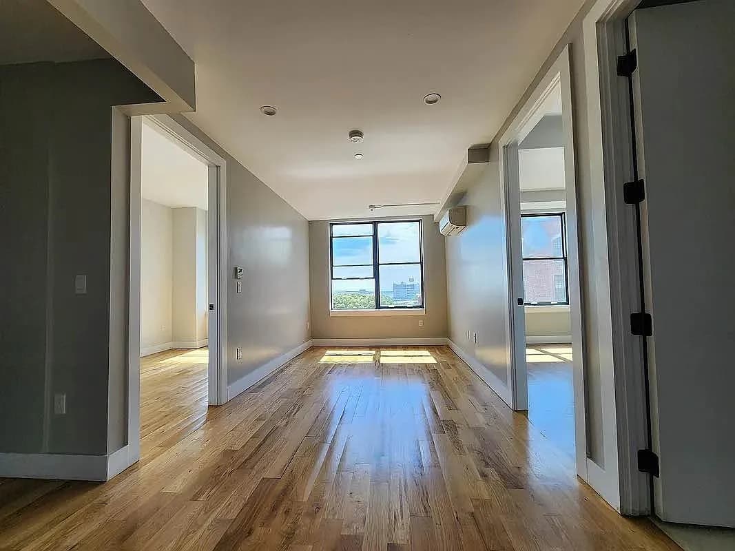 2BR apartment in Mott Haven